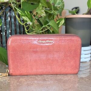 MIU MIU Pink Croc Embossed Wallet